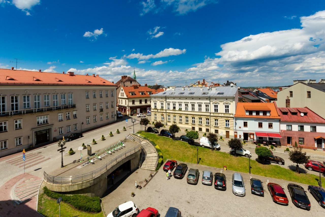 Dot Hostel - Pokoje I Noclegi W Centrum Bielsko-Biala Bagian luar foto